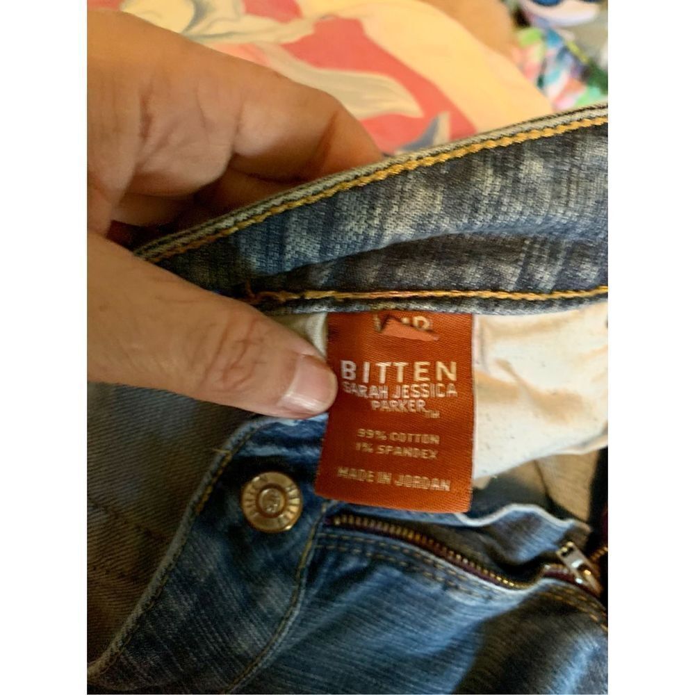 Bitten by Sarah Jessica Parker Jeans - Picture 5 of 6
